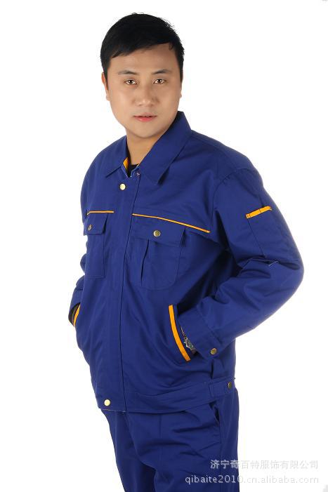 闽江学院服装与艺术工程学院服装设计作品亮相2022中国国际大学生时装周(图1)